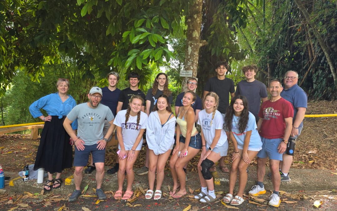 High School Youth Serve in Puerto Rico